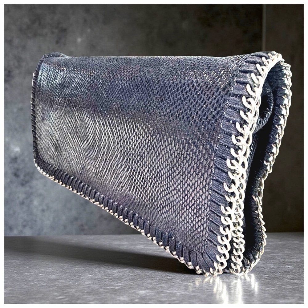 TARNISH Metallic Chain-Trim Clutch